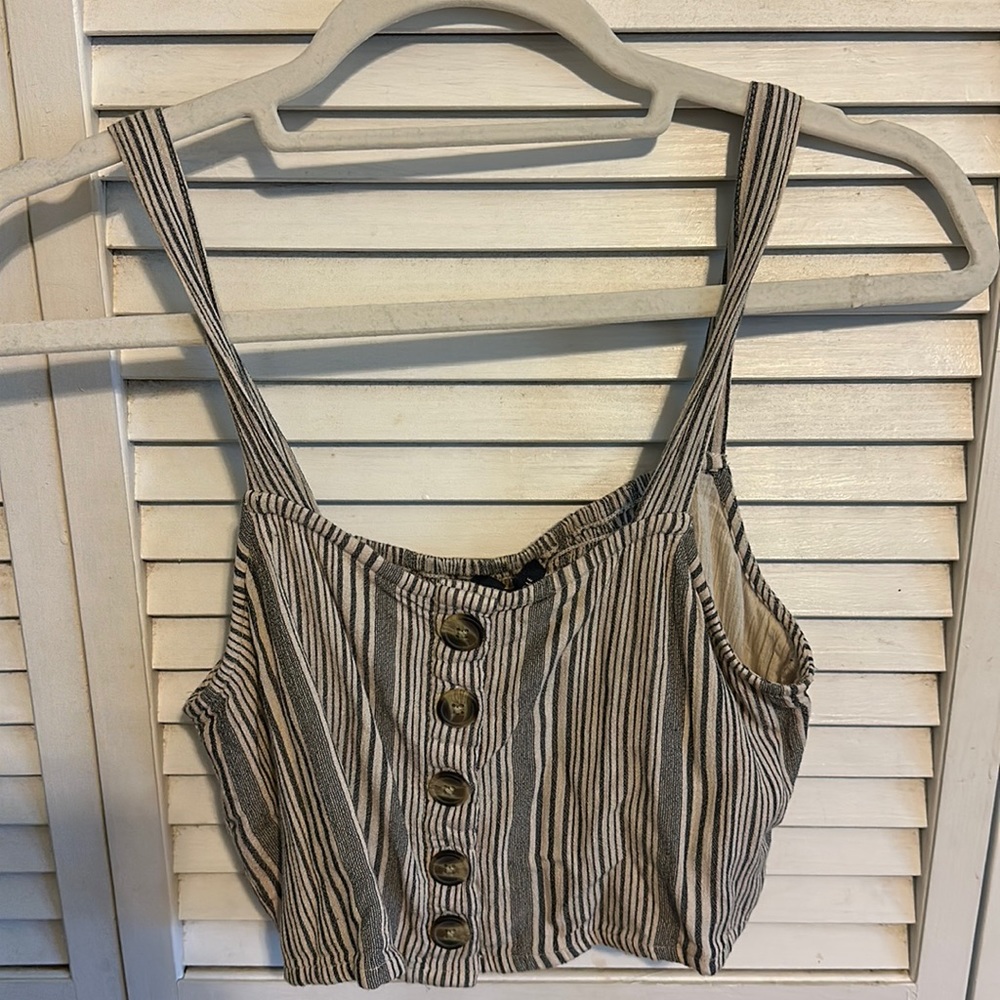 Cute crop top